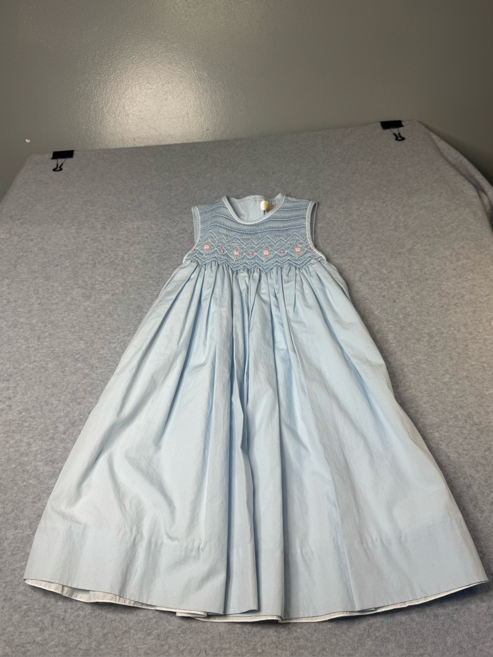 Petit Ami Classic Light Blue Girl Smocked Dress Pink Floral Embroidery Size 6Y